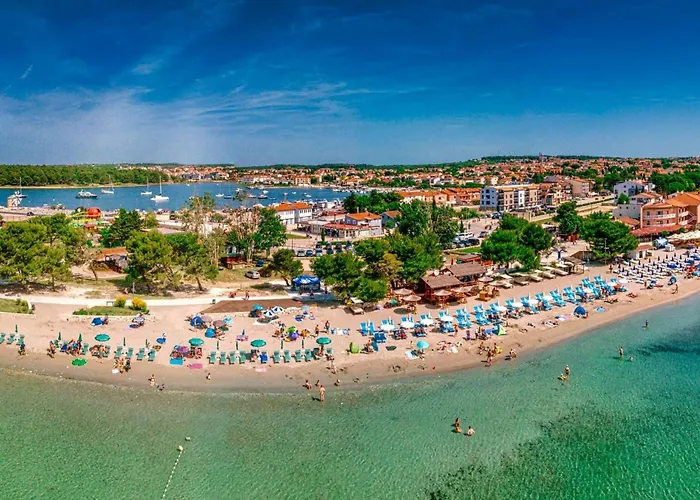 Hilde Red-4 By Interhome