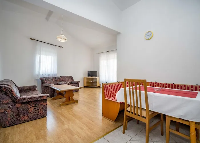 Hilde Red-4 By Interhome Appartement *